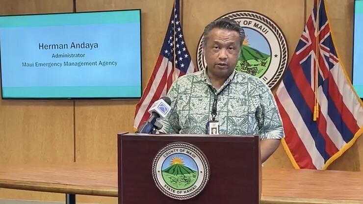 Hawaii yangınlarında 'siren eleştirisi' sonrası istifa